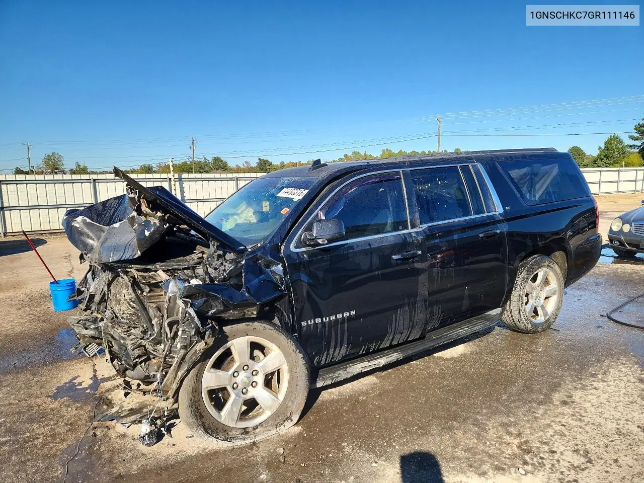 CHEVROLET SUBURBAN 2016, VIN 1GNSCHKC7GR111146