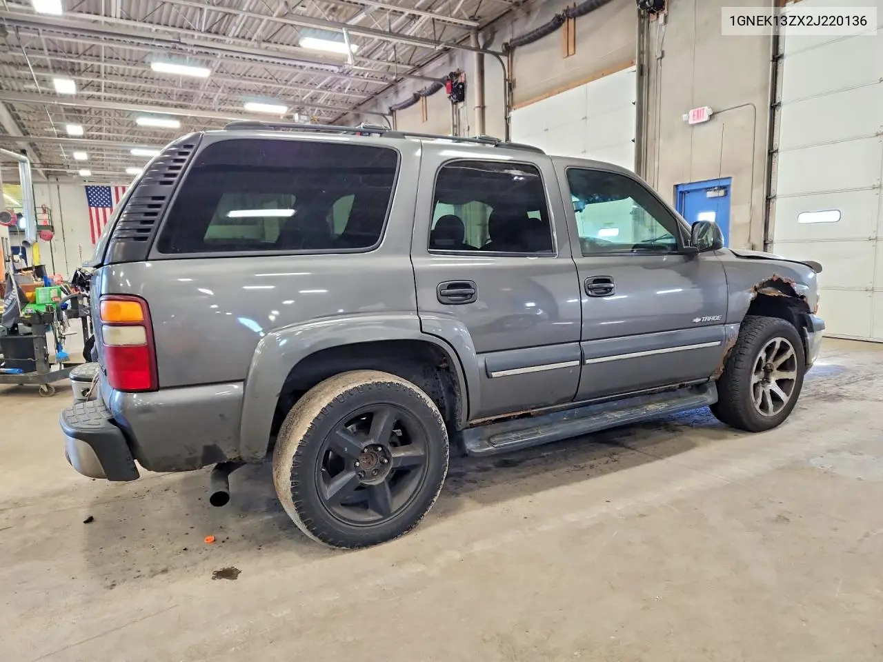 2002 CHEVROLET TAHOE VIN 1GNEK13ZX2J220136 — фото 3