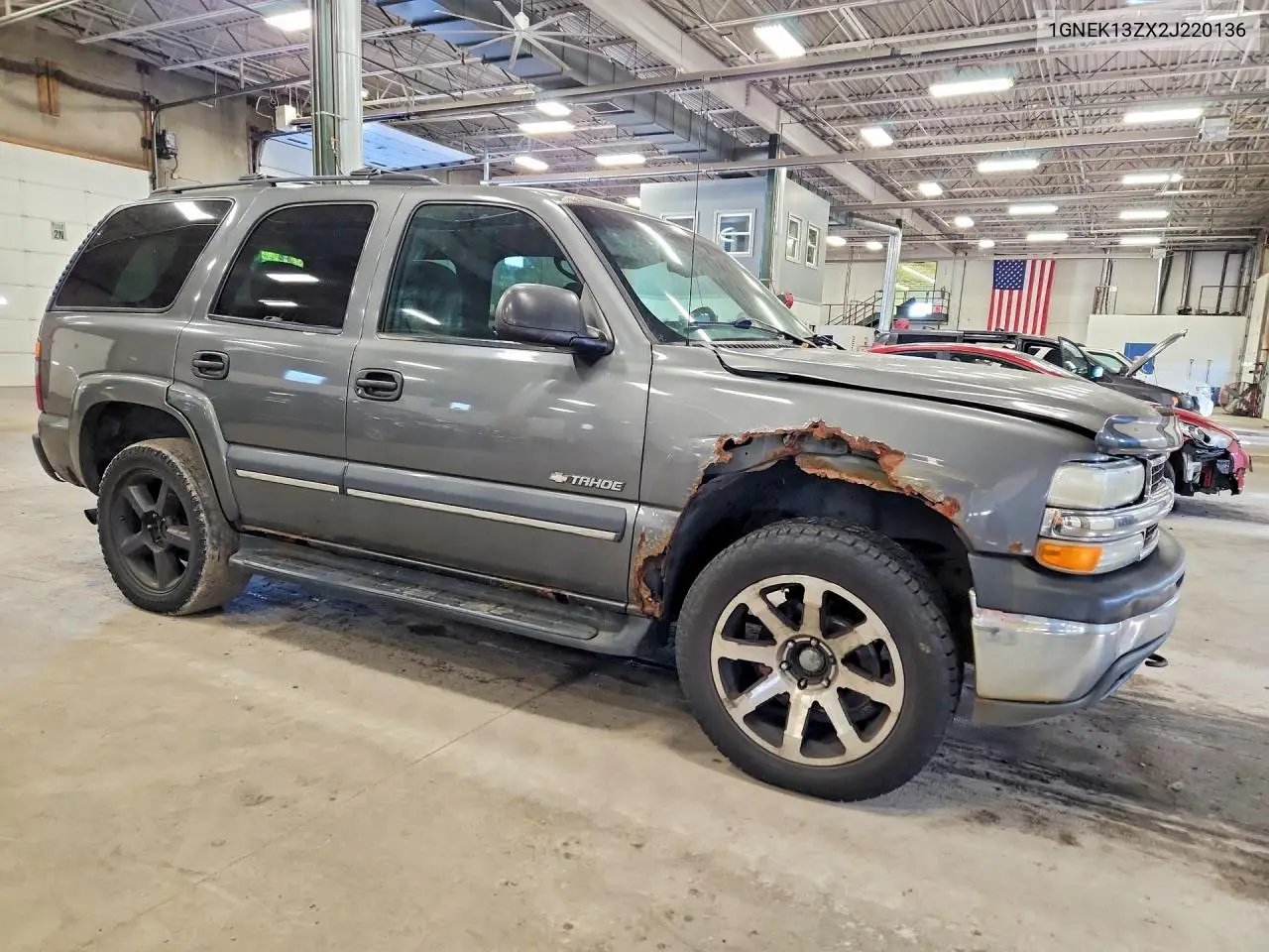 2002 CHEVROLET TAHOE VIN 1GNEK13ZX2J220136 — фото 4