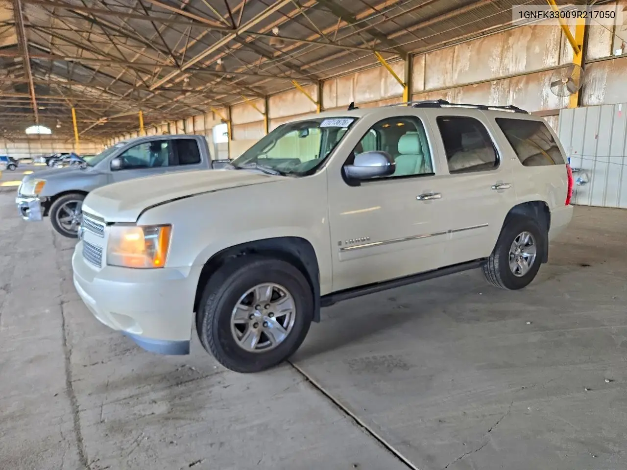CHEVROLET TAHOE 2009, VIN 1GNFK33009R217050