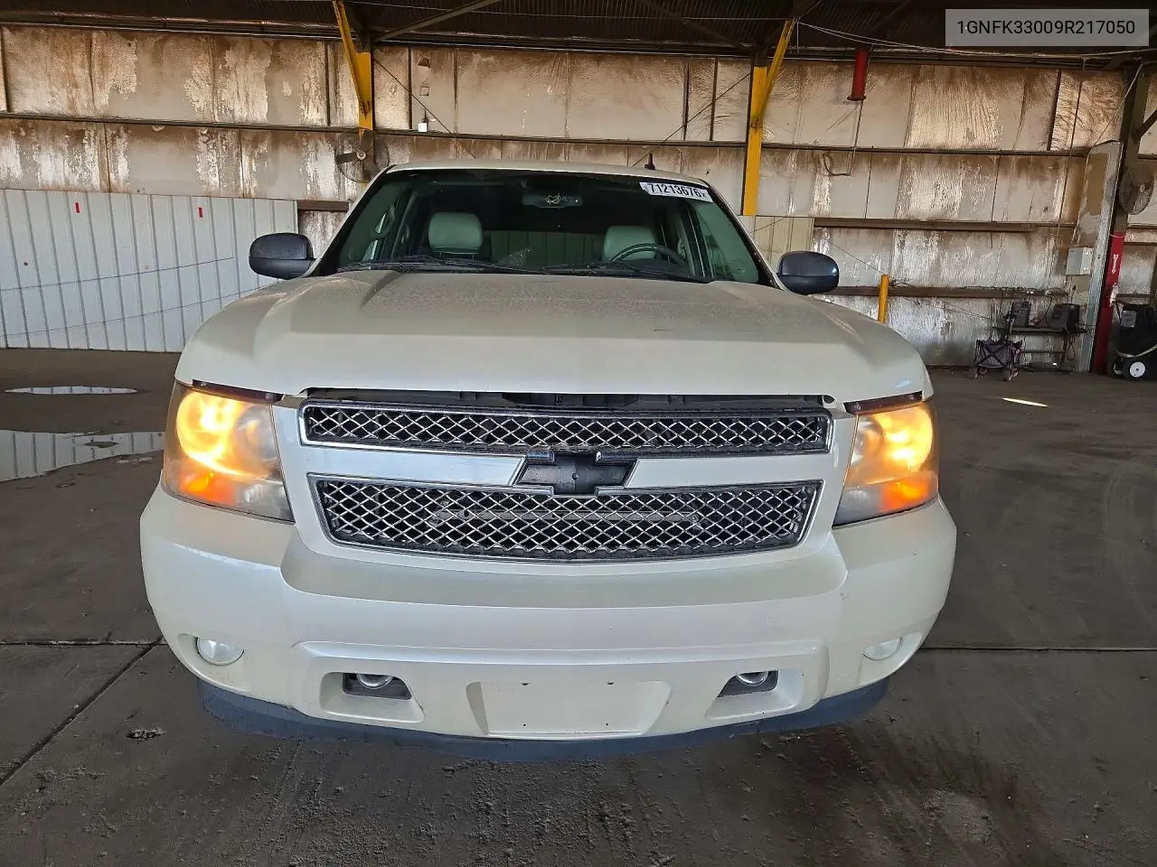 2009 CHEVROLET TAHOE VIN 1GNFK33009R217050 — фото 5