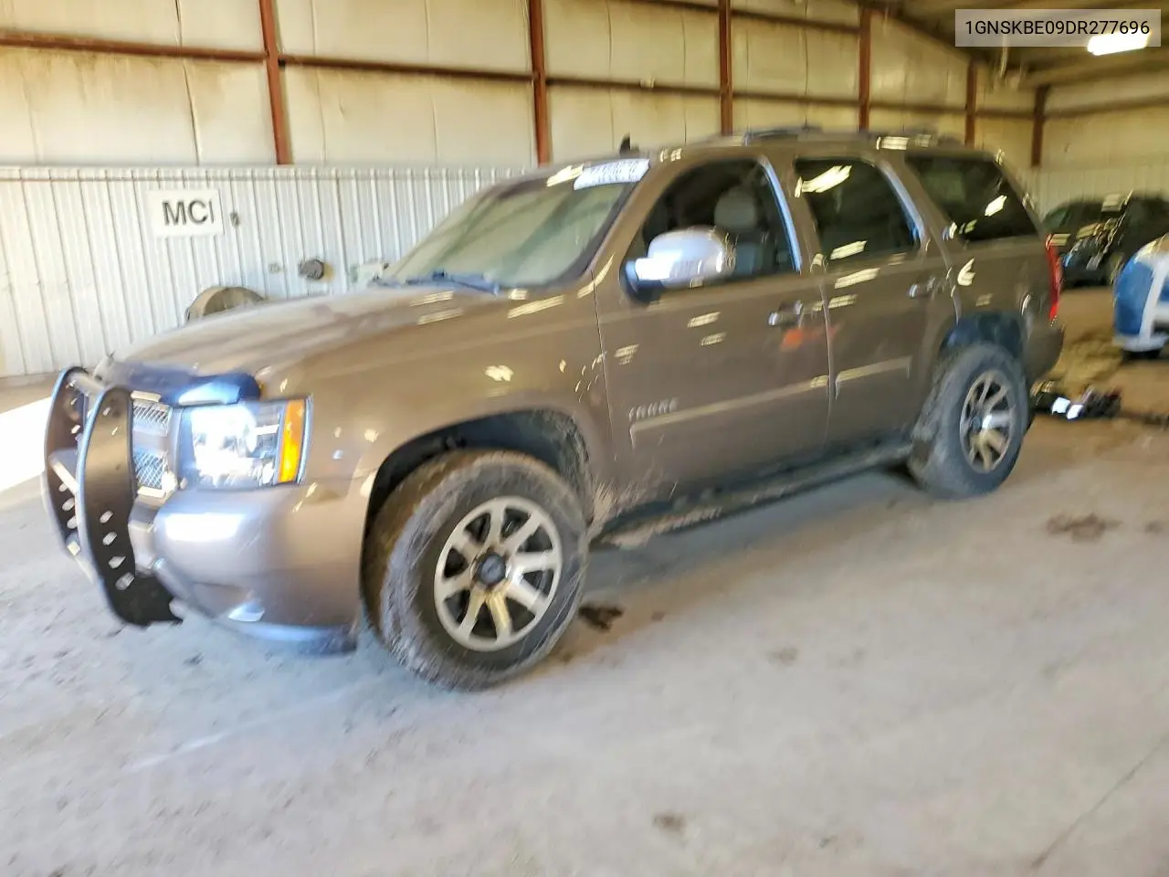 CHEVROLET TAHOE 2013, VIN 1GNSKBE09DR277696