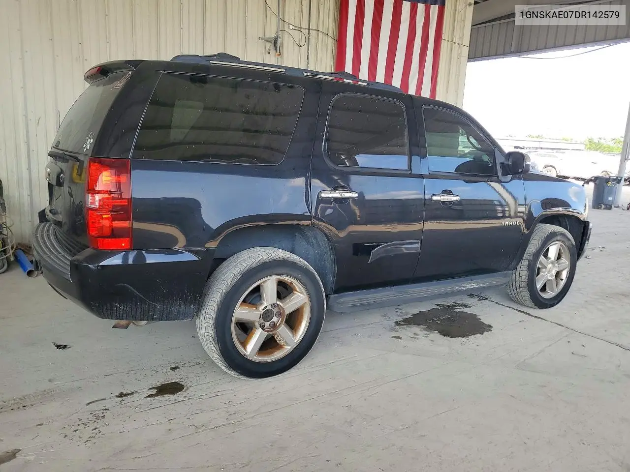 2013 CHEVROLET TAHOE VIN 1GNSKAE07DR142579 — фото 3