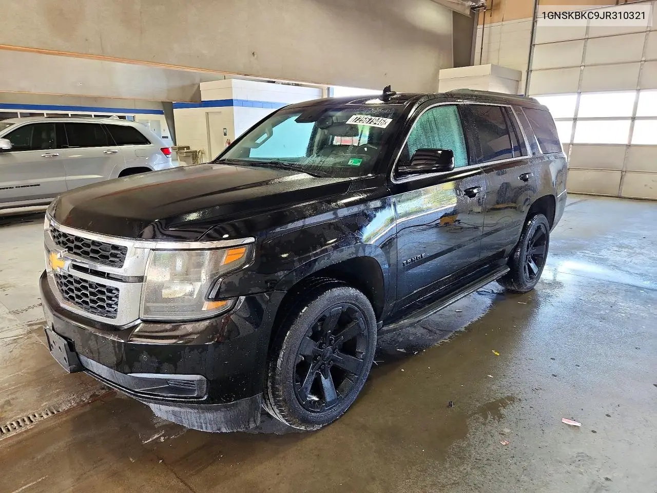 CHEVROLET TAHOE 2018, VIN 1GNSKBKC9JR310321