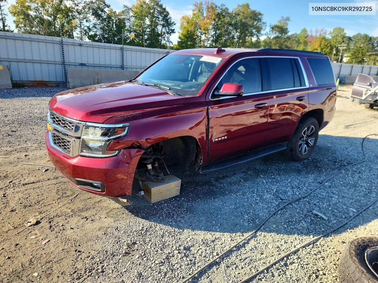 CHEVROLET TAHOE 2019, VIN 1GNSCBKC9KR292725