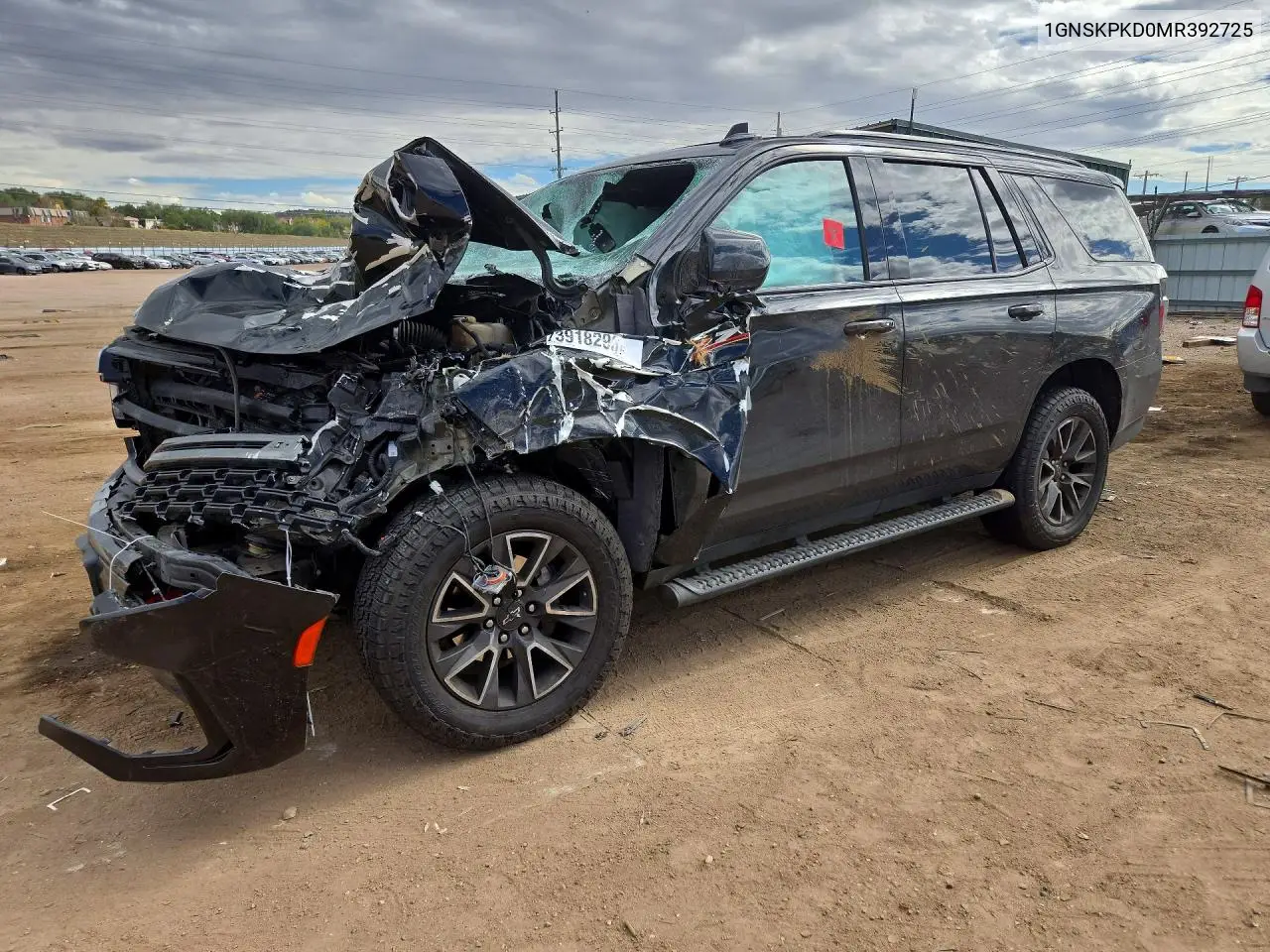CHEVROLET TAHOE 2021, VIN 1GNSKPKD0MR392725