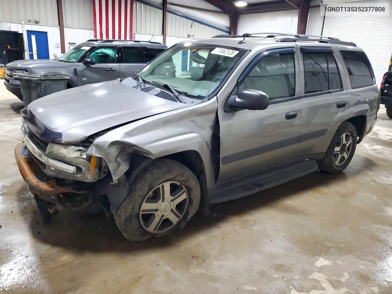 CHEVROLET TRAILBLAZER 2005, VIN 1GNDT13S352377808