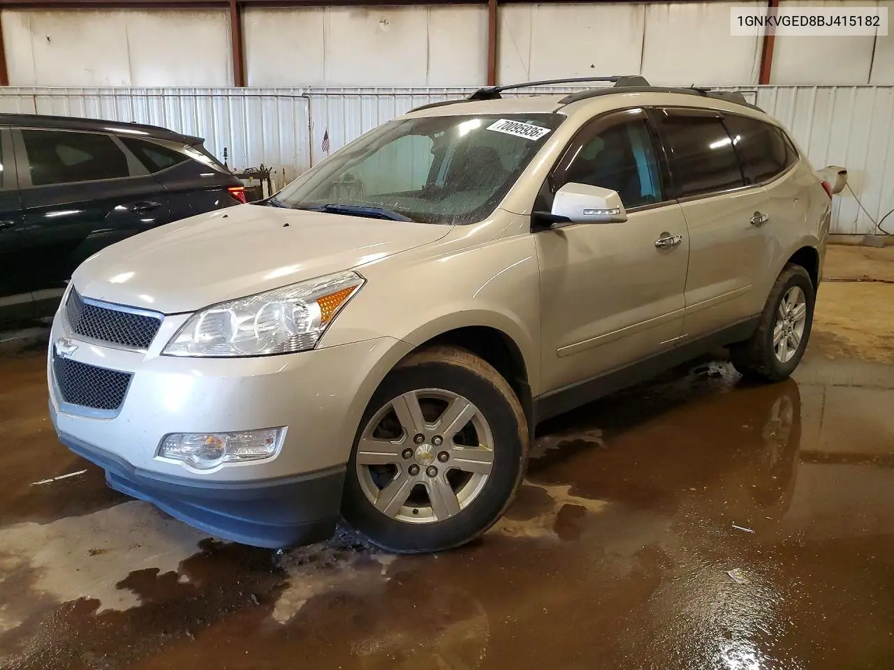 CHEVROLET TRAVERSE 2011, VIN 1GNKVGED8BJ415182