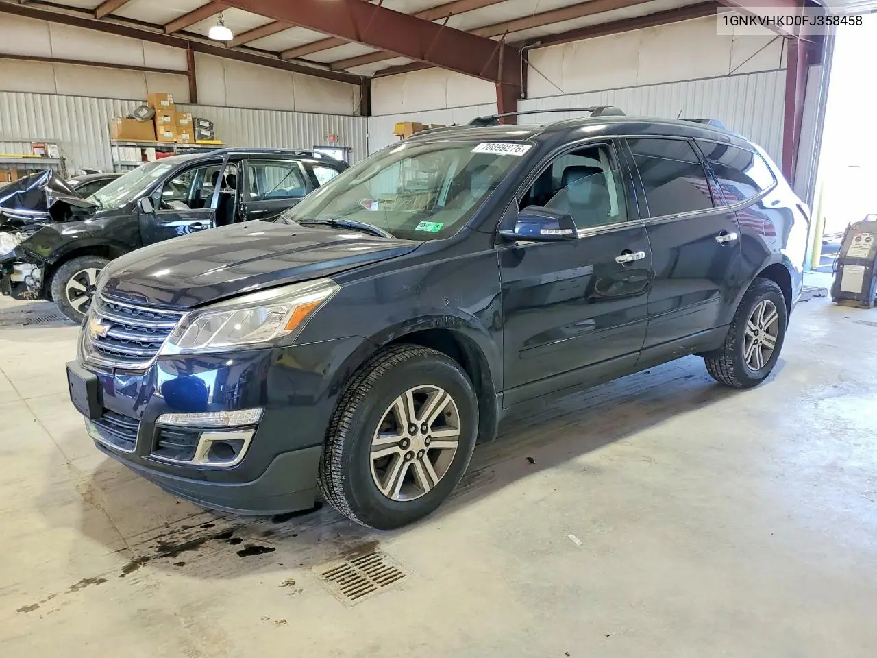 CHEVROLET TRAVERSE 2015, VIN 1GNKVHKD0FJ358458
