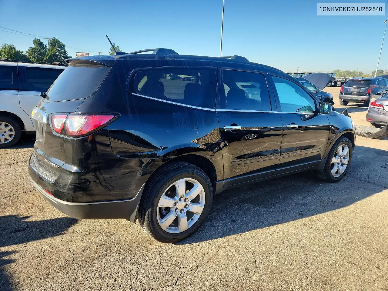 2017 CHEVROLET TRAVERSE VIN 1GNKVGKD7HJ252540 — фото 3