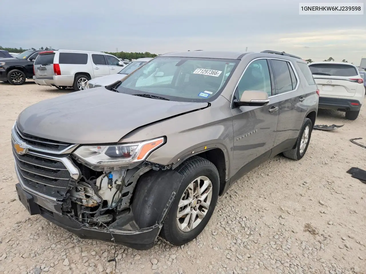 CHEVROLET TRAVERSE 2019, VIN 1GNERHKW6KJ239598