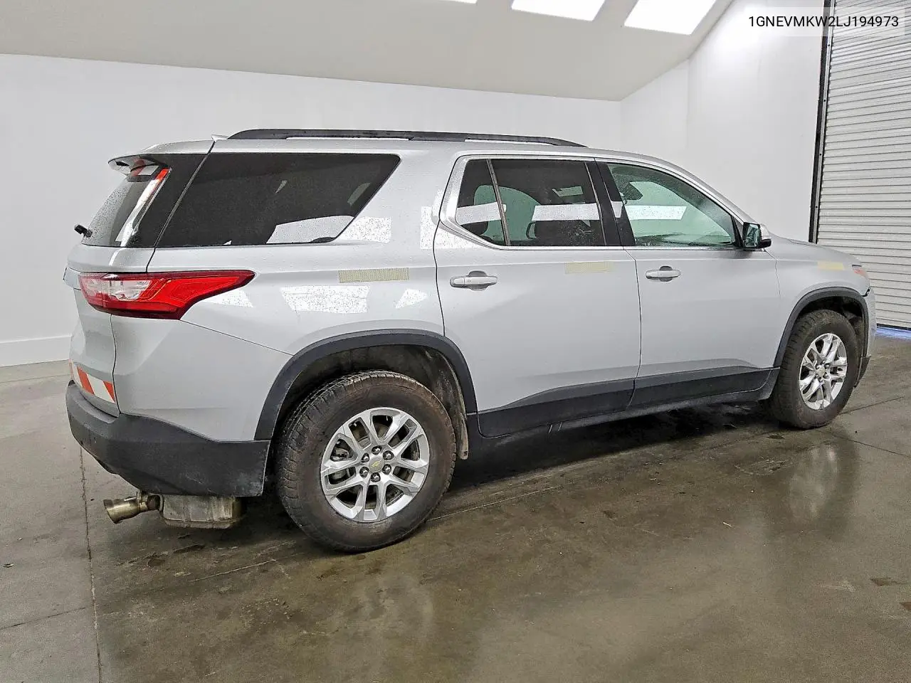 2020 CHEVROLET TRAVERSE VIN 1GNEVMKW2LJ194973 — фото 3