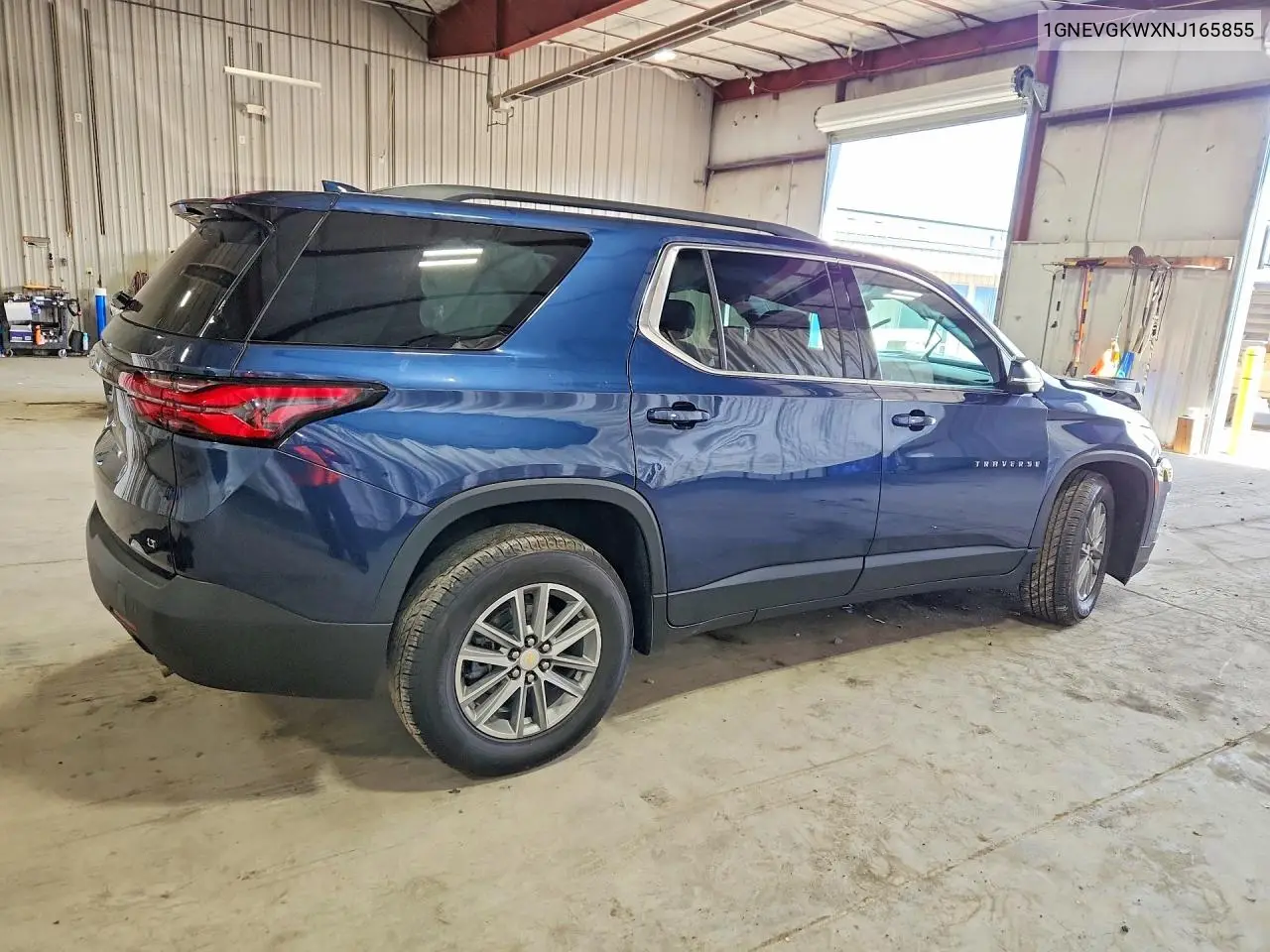 2022 CHEVROLET TRAVERSE VIN 1GNEVGKWXNJ165855 — фото 3