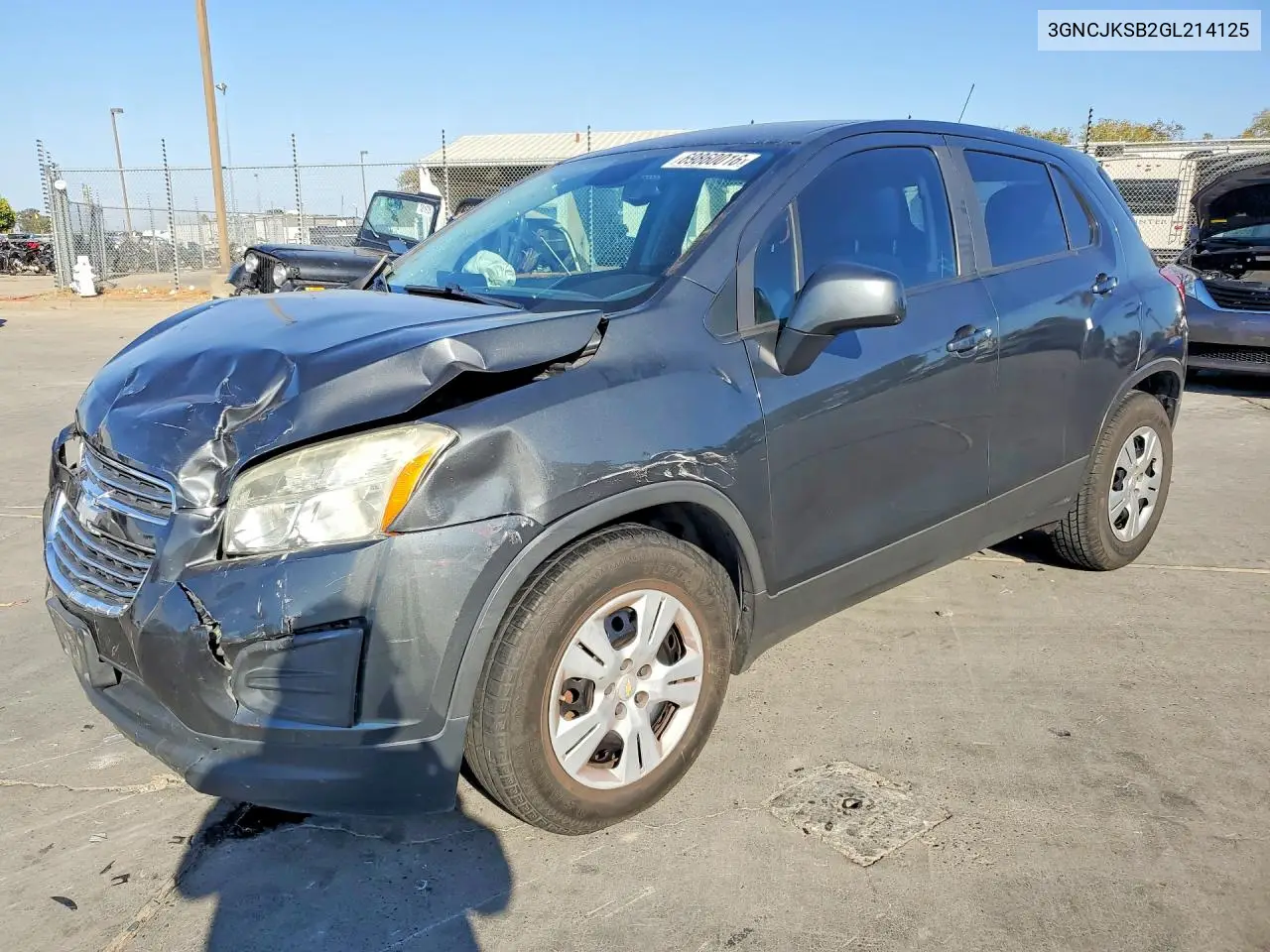 CHEVROLET TRAX 2016, VIN 3GNCJKSB2GL214125