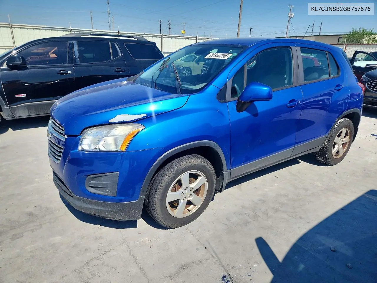 CHEVROLET TRAX 2016, VIN KL7CJNSB2GB757676
