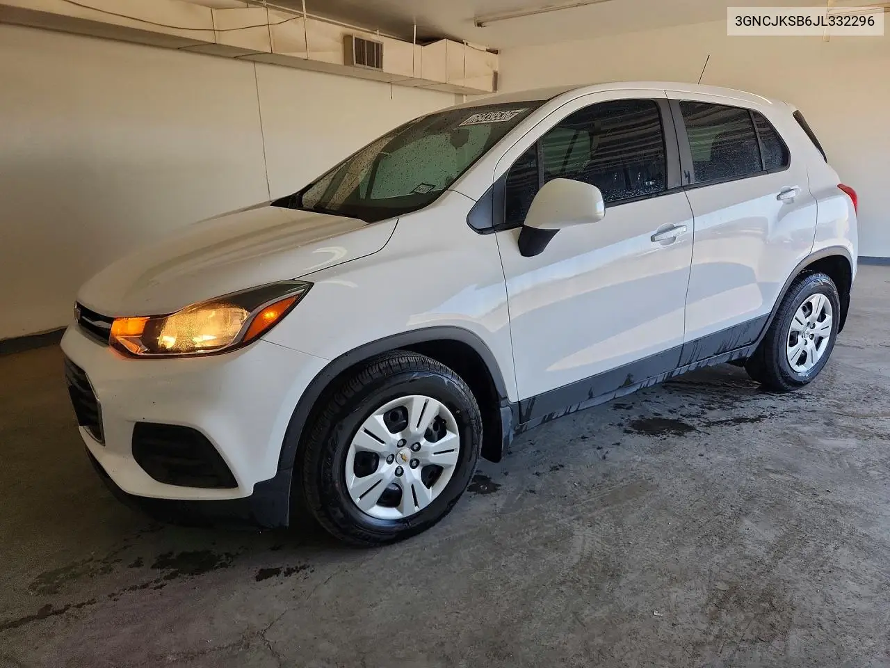 CHEVROLET TRAX 2018, VIN 3GNCJKSB6JL332296