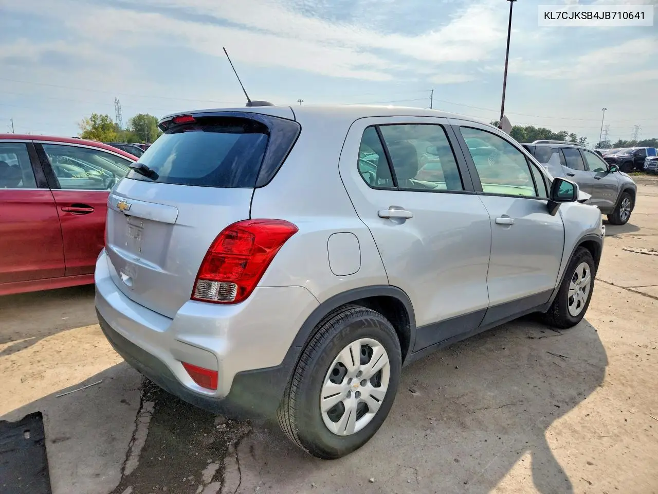 2018 CHEVROLET TRAX VIN KL7CJKSB4JB710641 — фото 3
