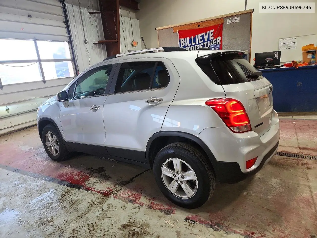 2018 CHEVROLET TRAX VIN KL7CJPSB9JB596746 — фото 2