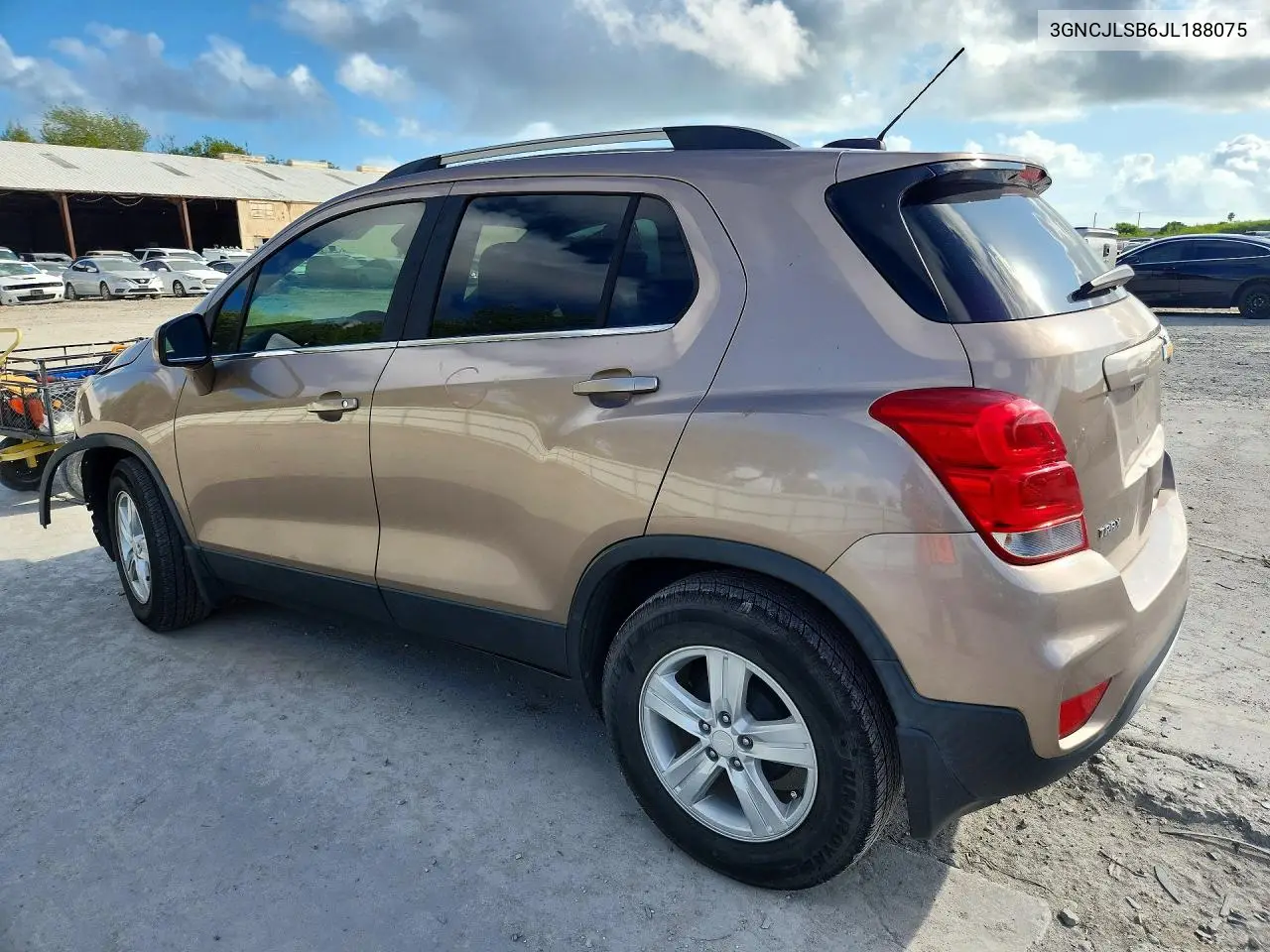 2018 CHEVROLET TRAX VIN 3GNCJLSB6JL188075 — фото 2