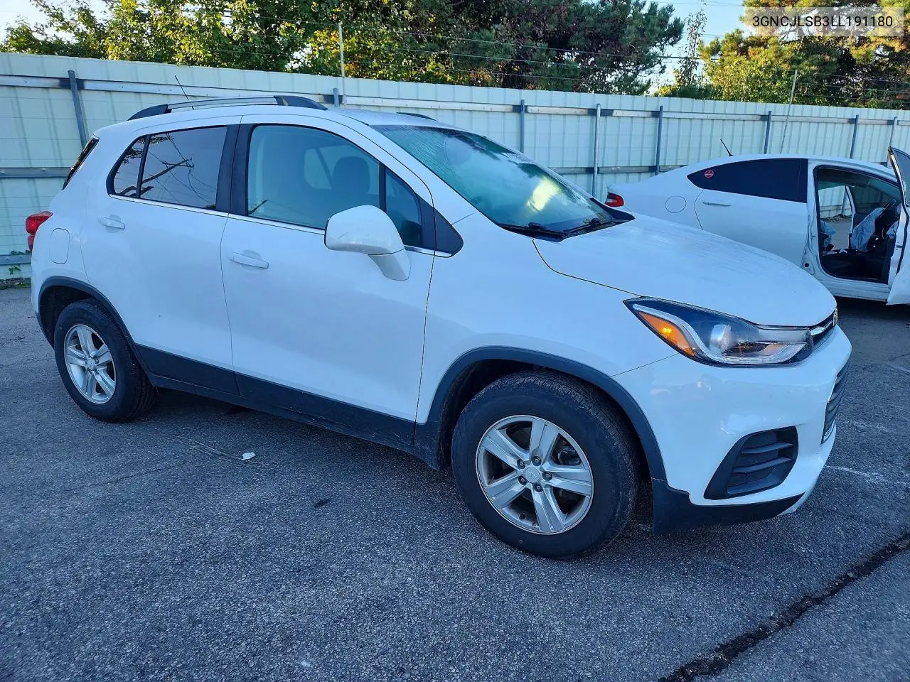 2020 CHEVROLET TRAX VIN 3GNCJLSB3LL191180 — фото 4