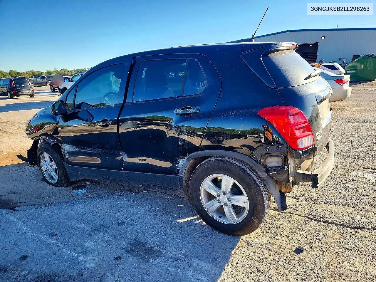 2020 CHEVROLET TRAX VIN 3GNCJKSB2LL298263 — фото 2