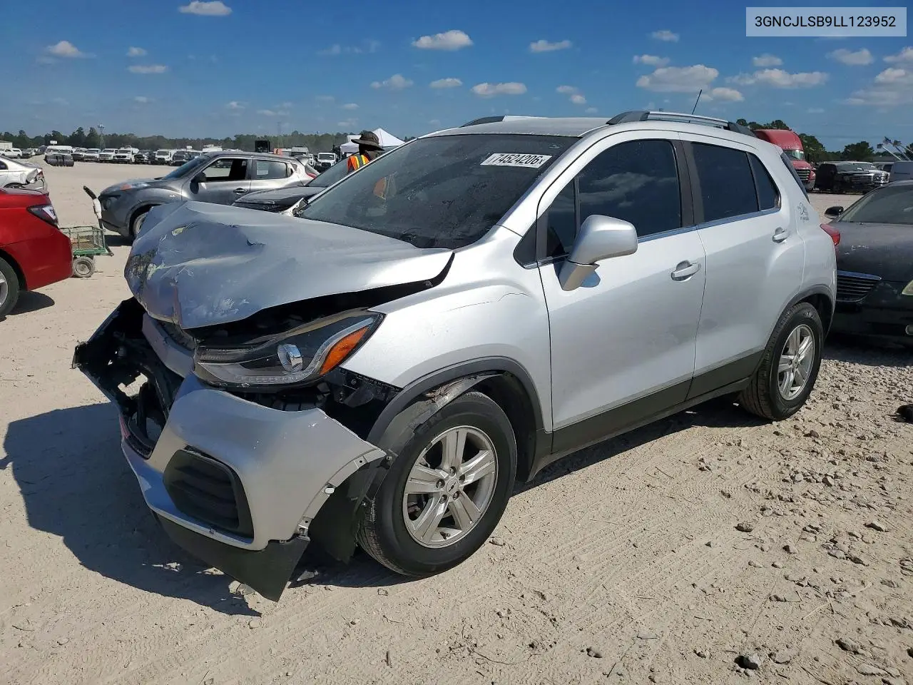 CHEVROLET TRAX 2020, VIN 3GNCJLSB9LL123952
