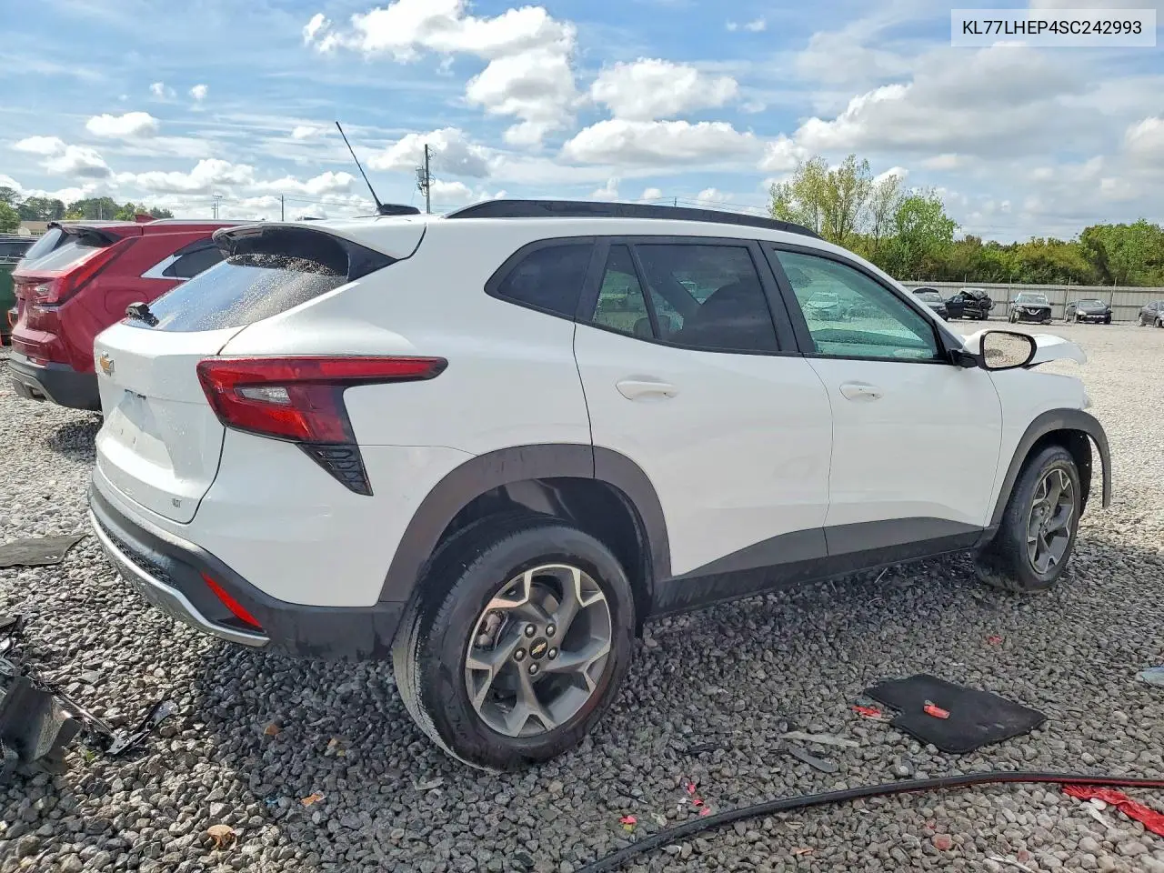 2025 CHEVROLET TRAX VIN KL77LHEP4SC242993 — фото 3