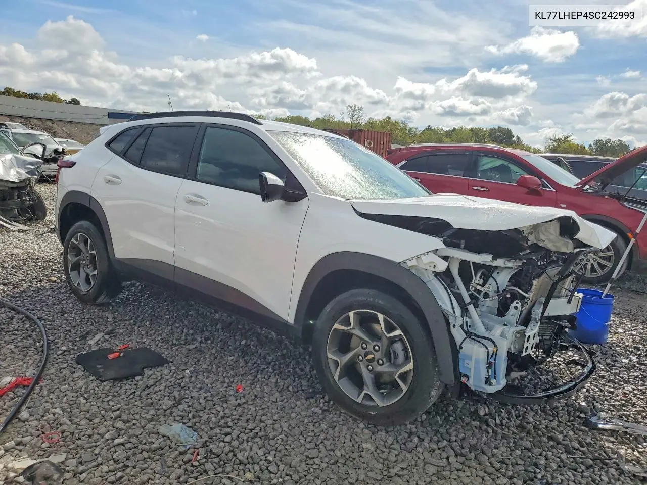 2025 CHEVROLET TRAX VIN KL77LHEP4SC242993 — фото 4