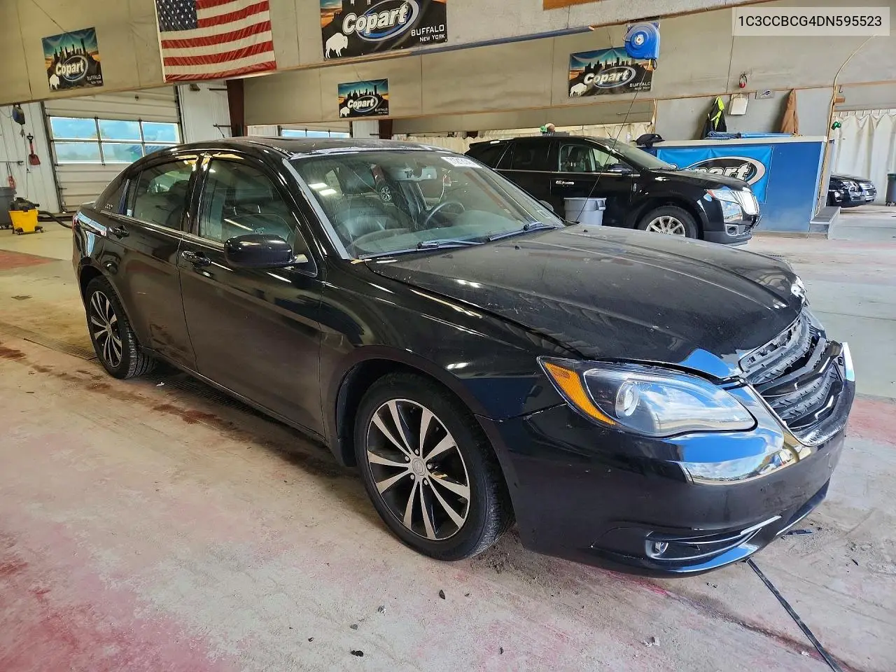 2013 CHRYSLER 200 VIN 1C3CCBCG4DN595523 — фото 4