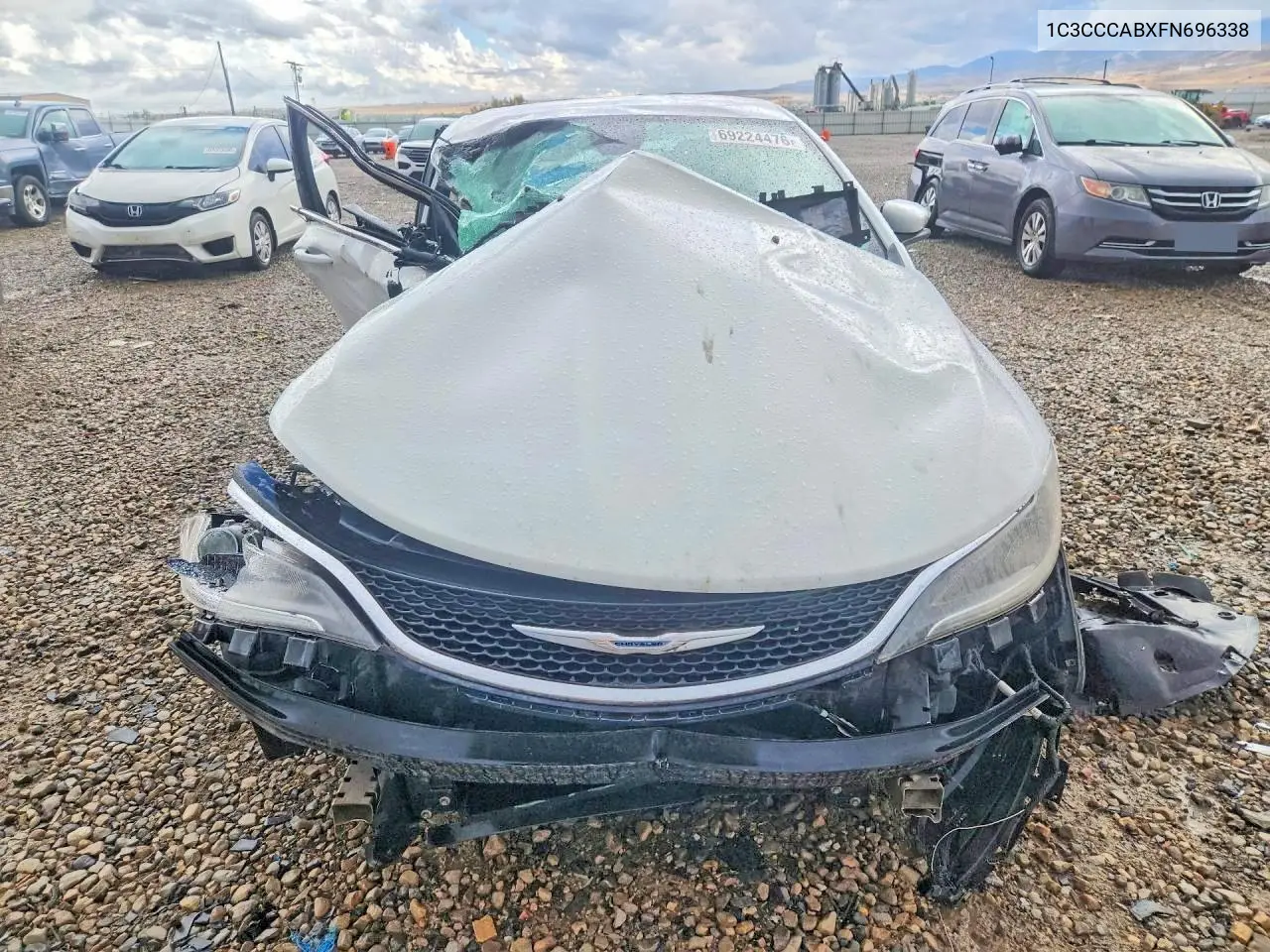 2015 CHRYSLER 200 VIN 1C3CCCABXFN696338 — фото 5