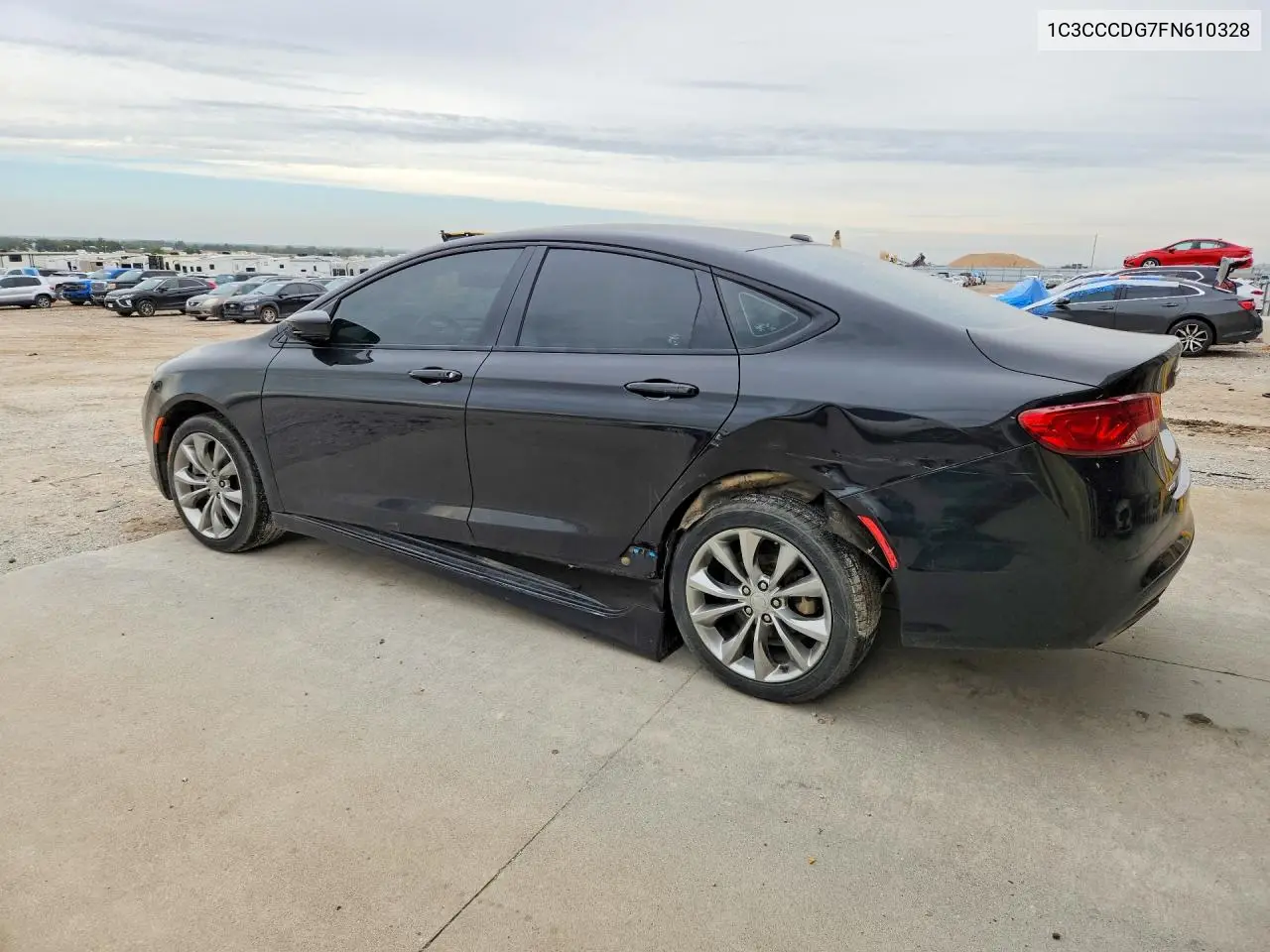2015 CHRYSLER 200 VIN 1C3CCCDG7FN610328 — фото 2