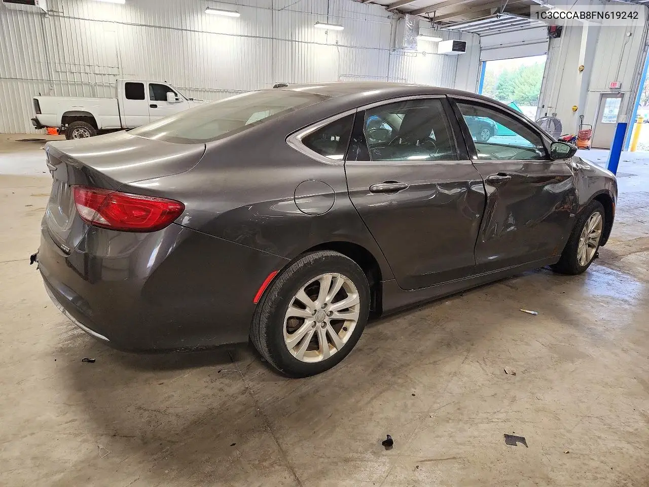2015 CHRYSLER 200 VIN 1C3CCCAB8FN619242 — фото 3
