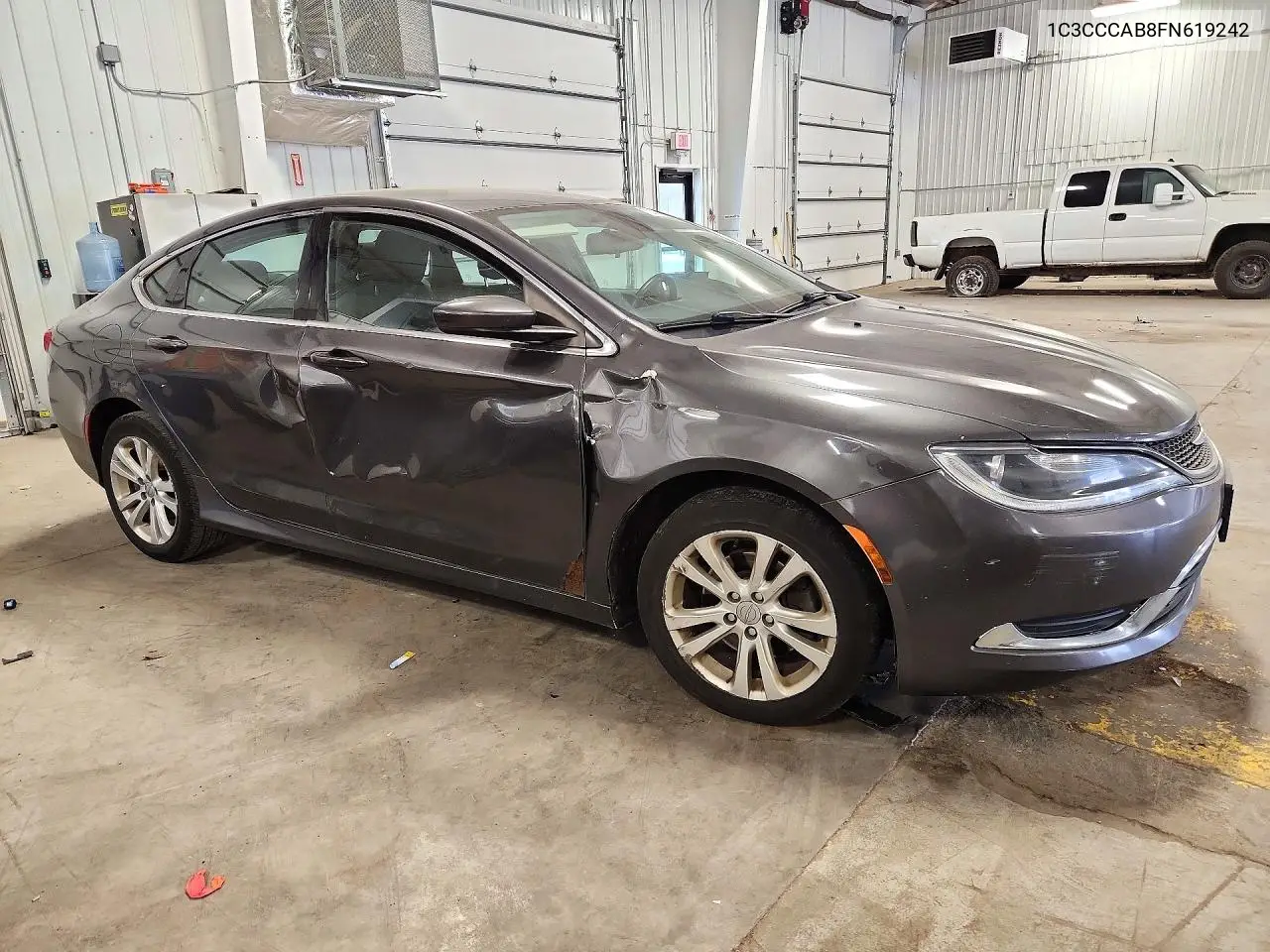 2015 CHRYSLER 200 VIN 1C3CCCAB8FN619242 — фото 4