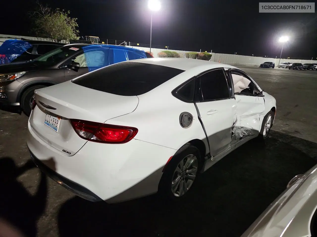 2015 CHRYSLER 200 VIN 1C3CCCAB0FN718671 — фото 3