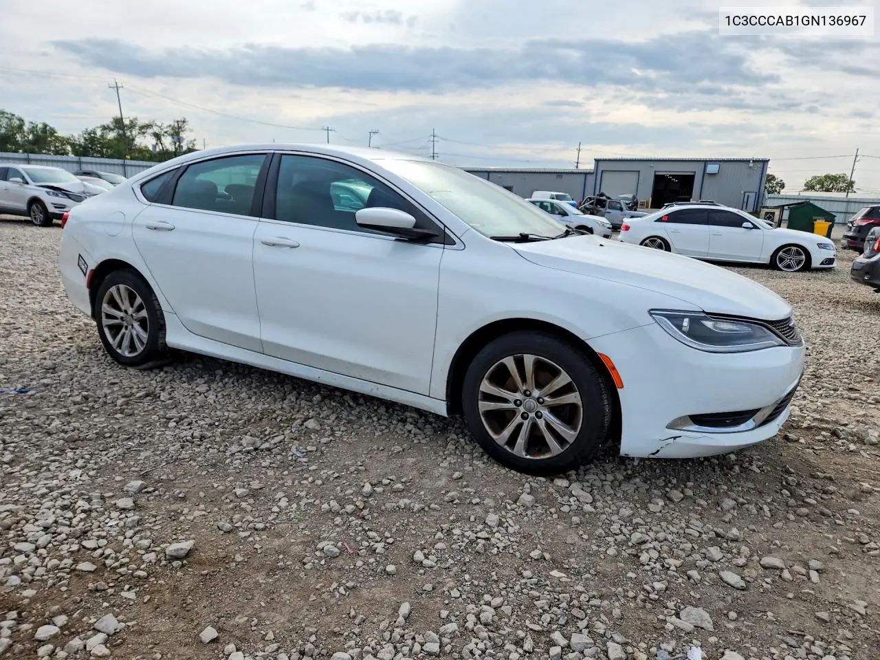 2016 CHRYSLER 200 VIN 1C3CCCAB1GN136967 — фото 4