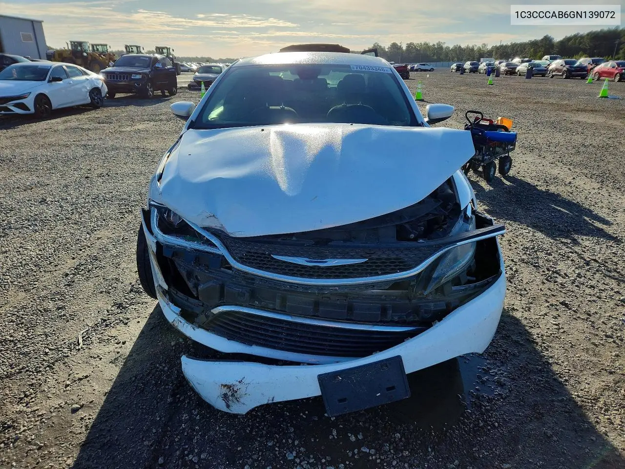 2016 CHRYSLER 200 VIN 1C3CCCAB6GN139072 — фото 5