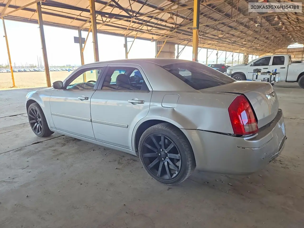 2006 CHRYSLER 300 VIN 2C3KA53GX6H354788 — фото 2