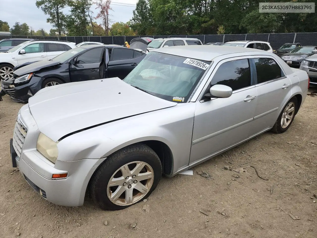 CHRYSLER 300 2007, VIN 2C3KA53G97H883795