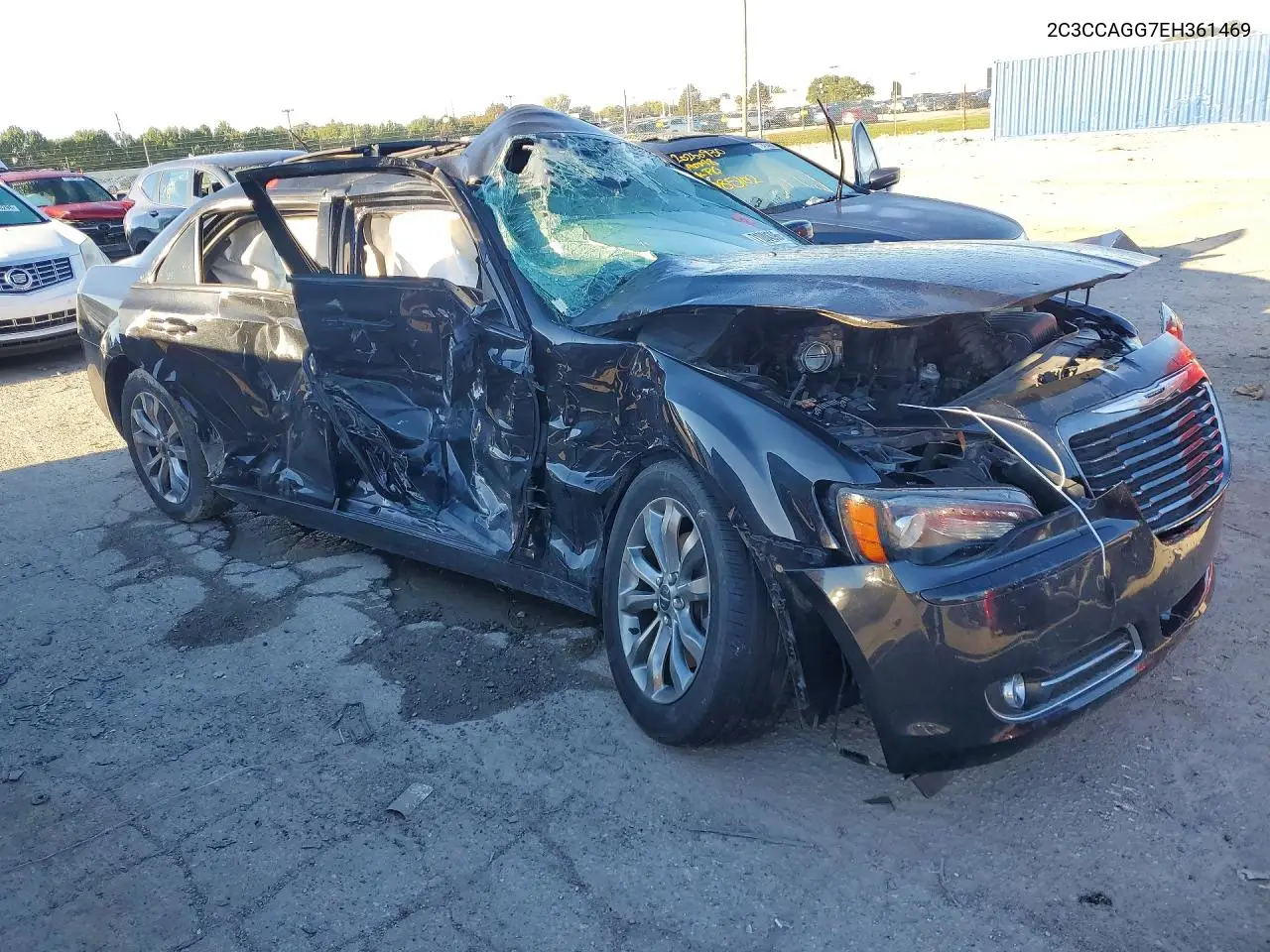 2014 CHRYSLER 300 VIN 2C3CCAGG7EH361469 — фото 4