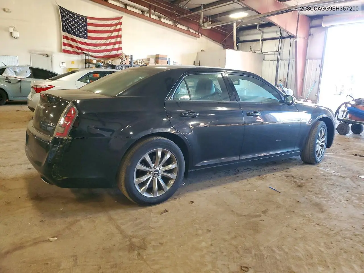 2014 CHRYSLER 300 VIN 2C3CCAGG9EH357200 — фото 3