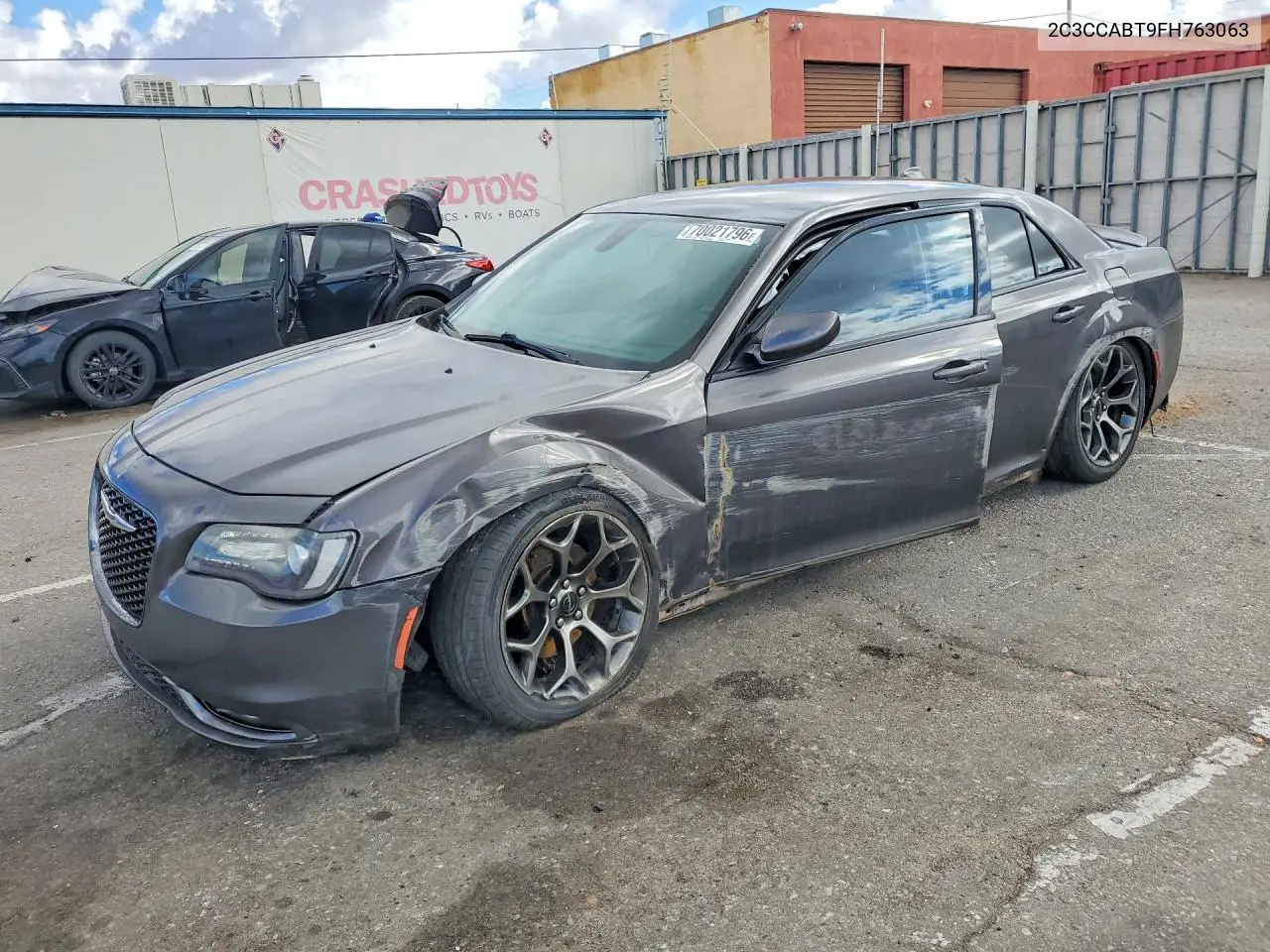 CHRYSLER 300 2015, VIN 2C3CCABT9FH763063