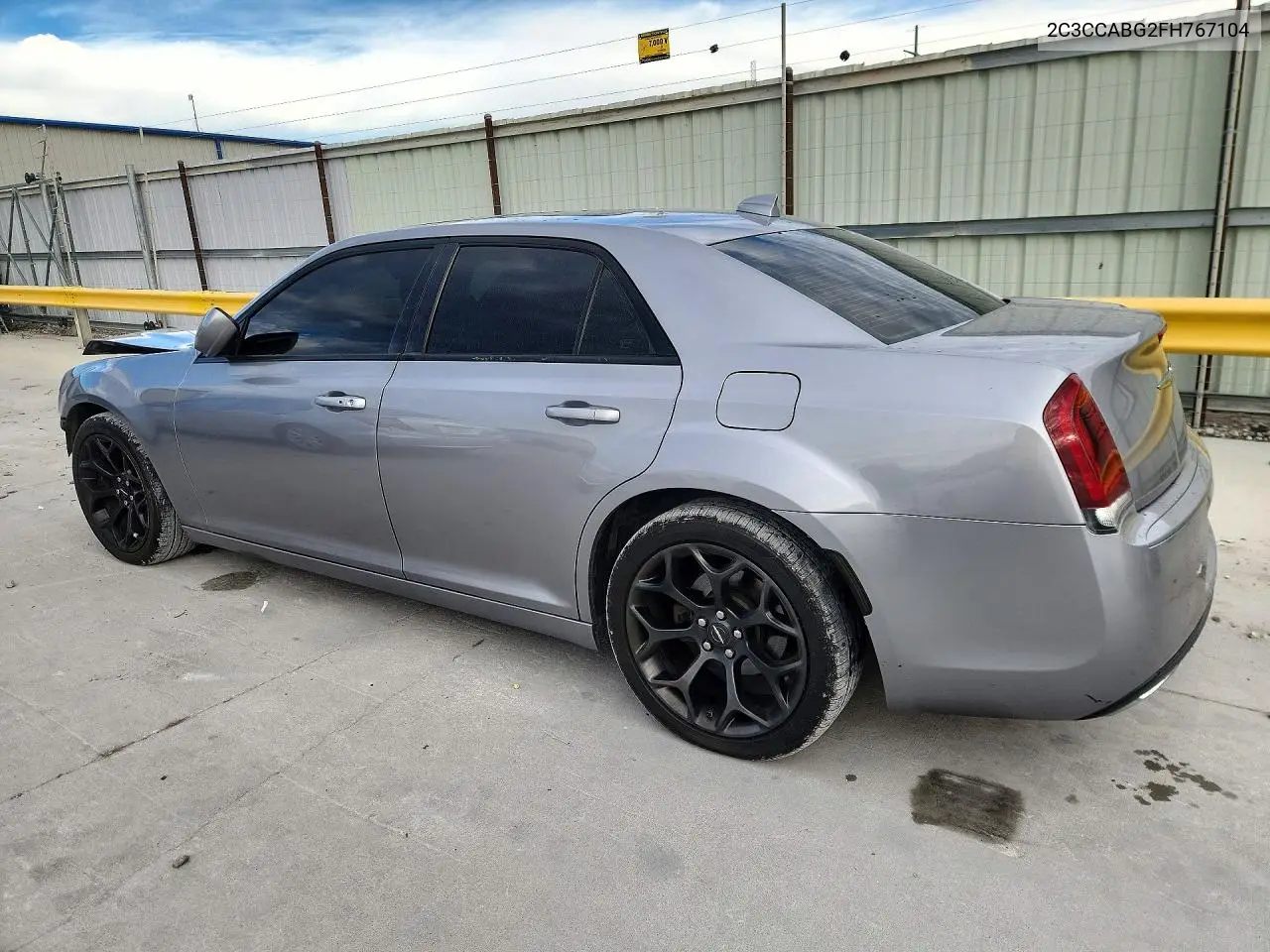 2015 CHRYSLER 300 VIN 2C3CCABG2FH767104 — фото 2