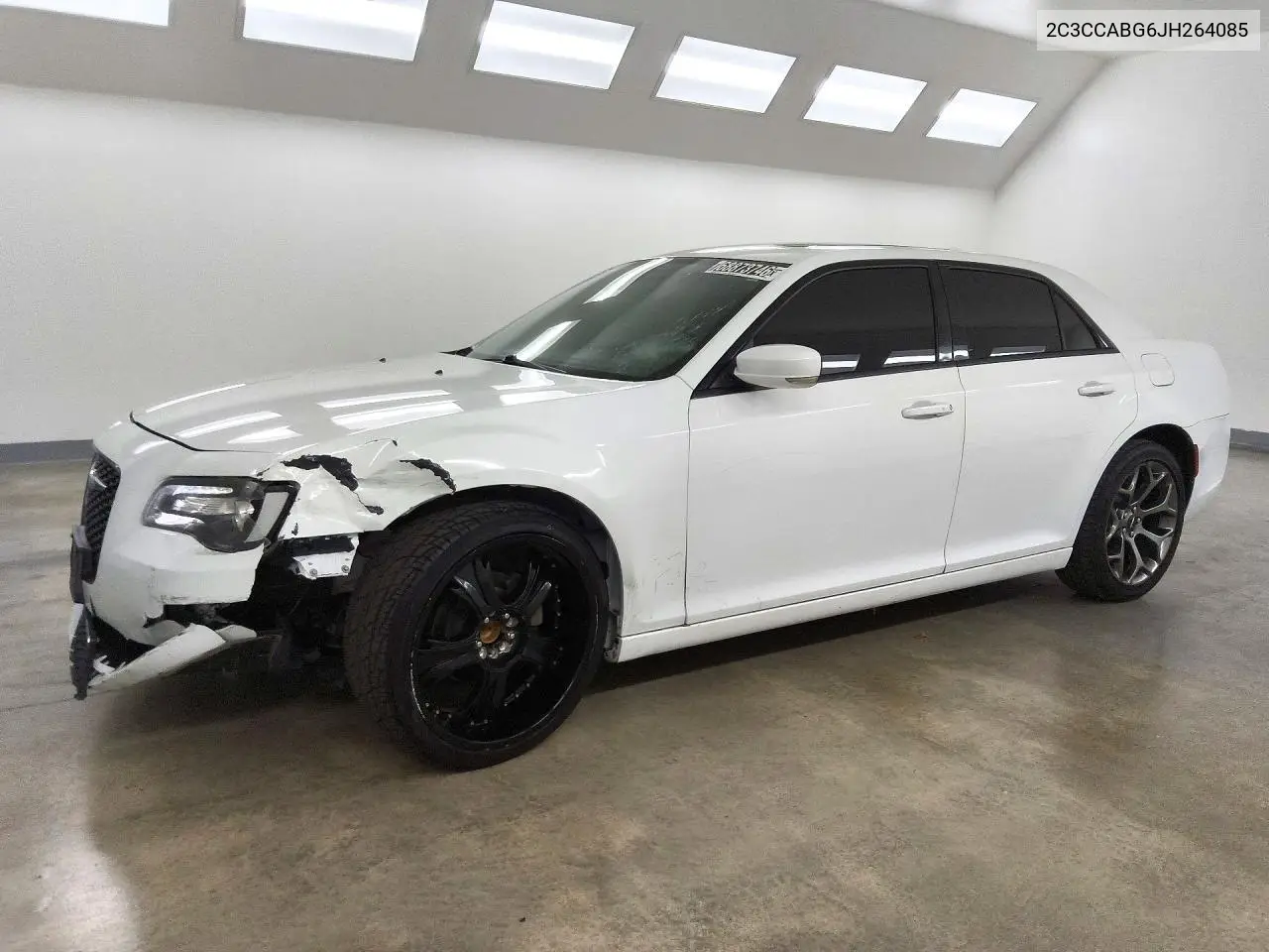 CHRYSLER 300 2018, VIN 2C3CCABG6JH264085