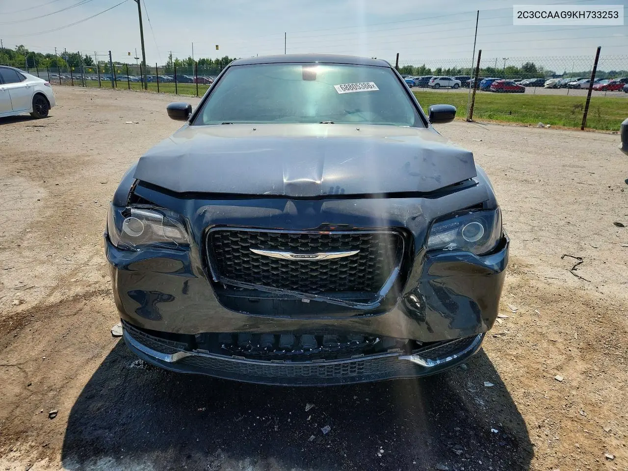 2019 CHRYSLER 300 VIN 2C3CCAAG9KH733253 — фото 5