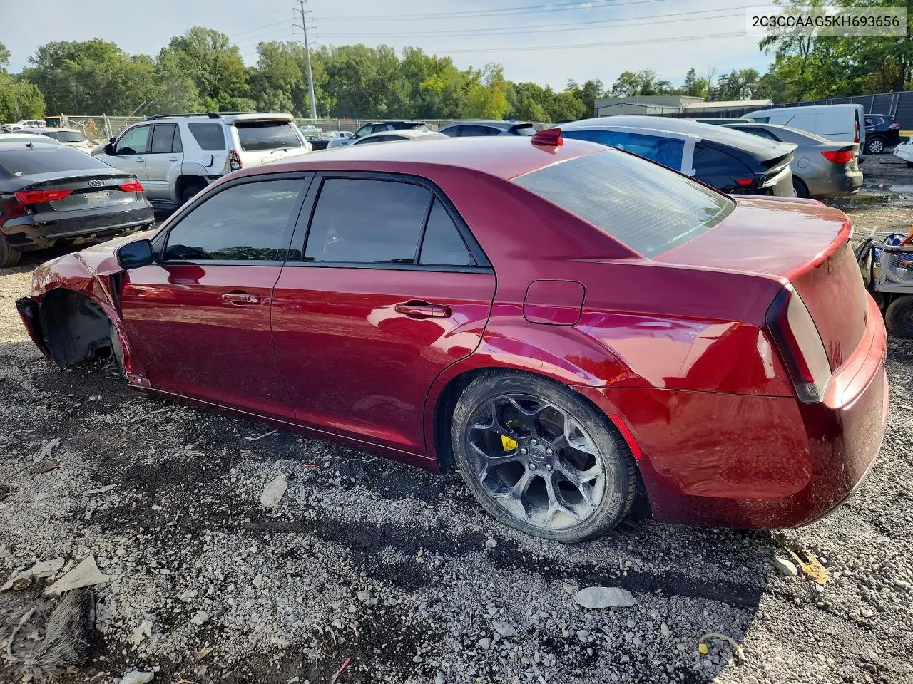 2019 CHRYSLER 300 VIN 2C3CCAAG5KH693656 — фото 2