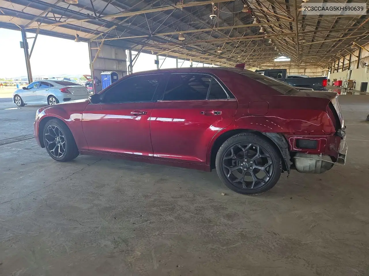 2019 CHRYSLER 300 VIN 2C3CCAAG5KH590639 — фото 2