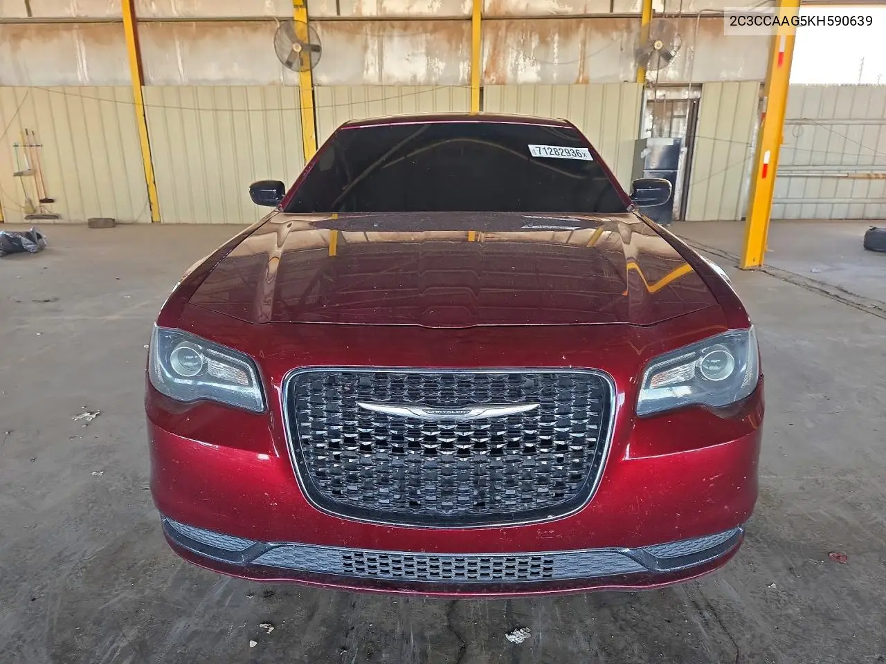 2019 CHRYSLER 300 VIN 2C3CCAAG5KH590639 — фото 5