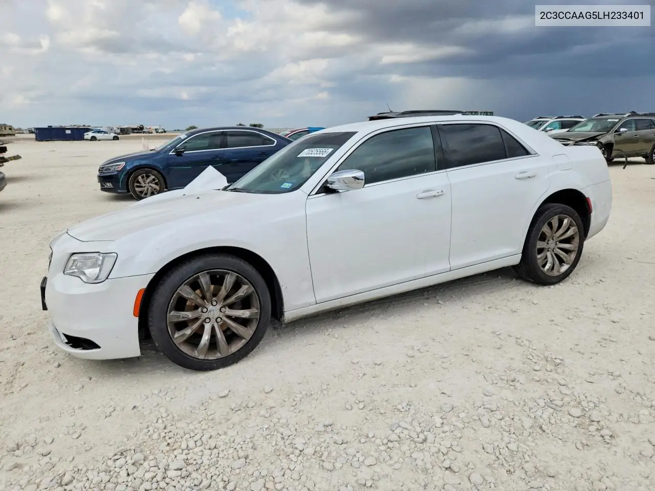 CHRYSLER 300 2020, VIN 2C3CCAAG5LH233401