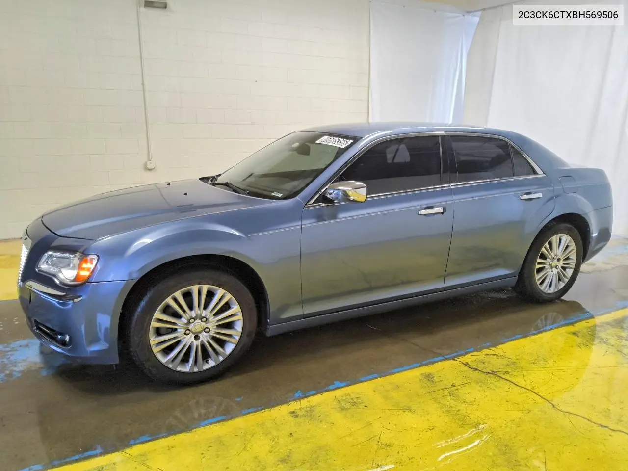 CHRYSLER 300C 2011, VIN 2C3CK6CTXBH569506