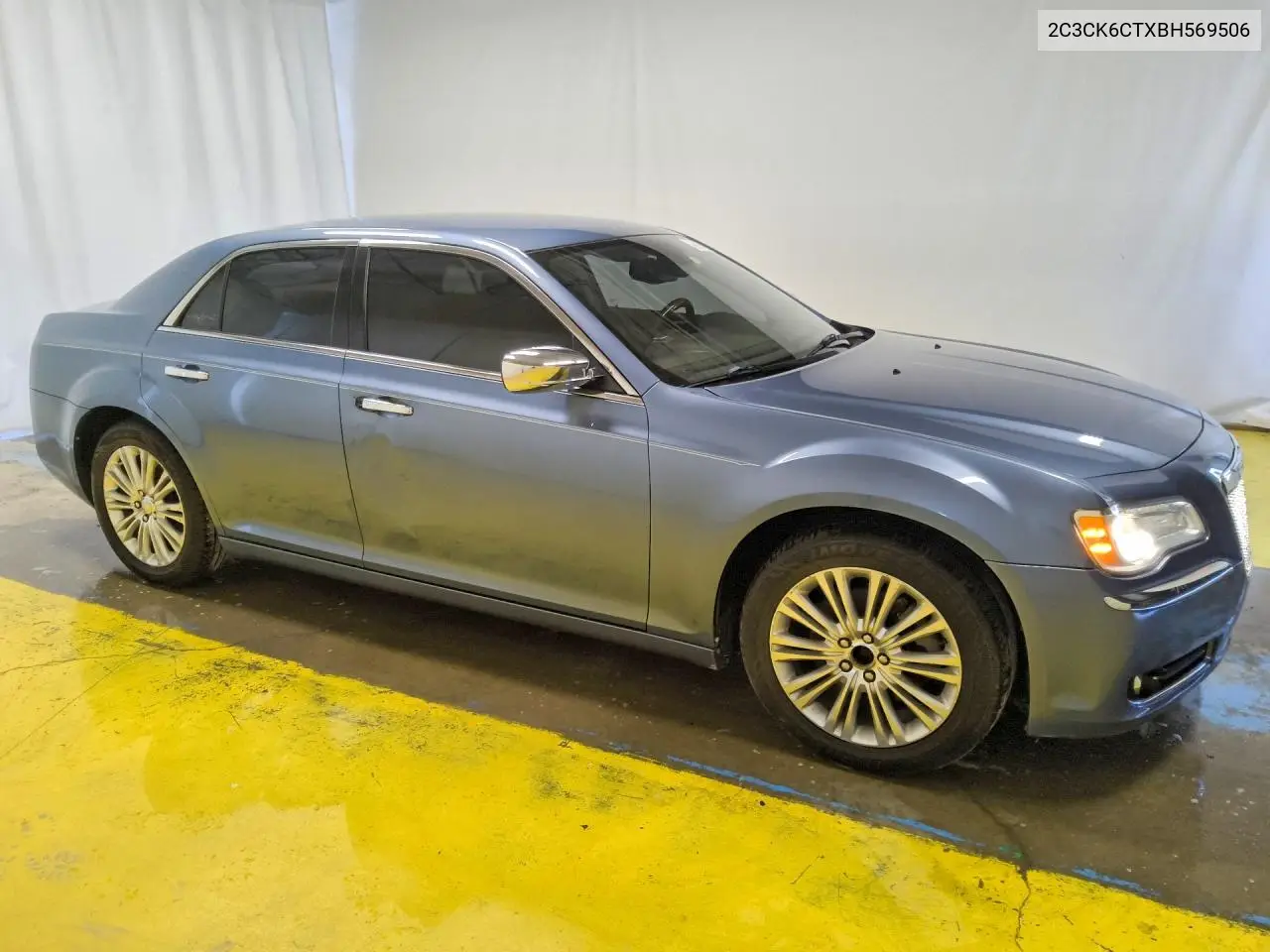 2011 CHRYSLER 300C VIN 2C3CK6CTXBH569506 — фото 4
